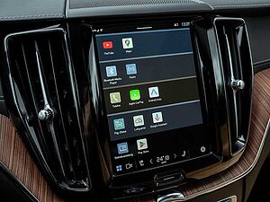 Volvo  T8 AWD Ultra Dark