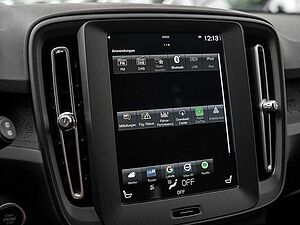 Volvo  T3 Momentum KLIMA PDC SHZ NAVI W-LAN LED