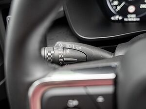 Volvo  T3 Momentum