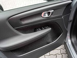 Volvo  T3 Momentum