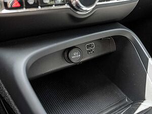 Volvo  T2 Momentum Core