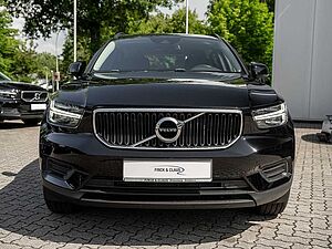 Volvo  T2 Momentum Core