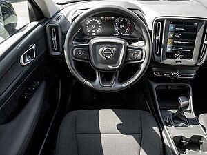 Volvo  T2 Momentum Core