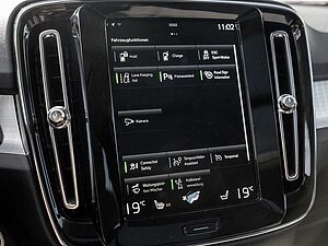 Volvo  T4 Inscription Expression Recharge Plug-In