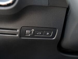 Volvo  T4 Inscription Expression Recharge Plug-In