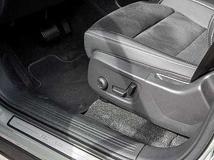 Volvo  Twin Motor Ultimate