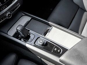 Volvo  CC Pro B5 AWD