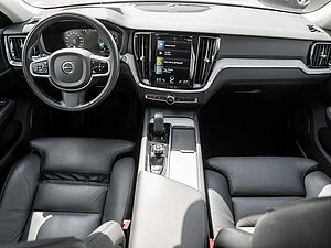 Volvo  CC Pro B5 AWD