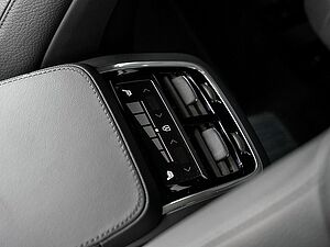 Volvo  T8 AWD Bright