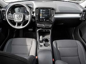 Volvo  T3 Momentum