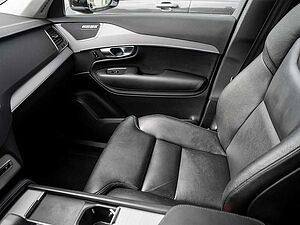 Volvo  T8 AWD Core