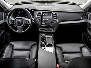 Volvo  T8 AWD Core