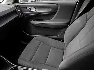 Volvo  T3 Momentum Core