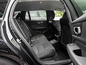 Volvo  T6 AWD Recharge Core