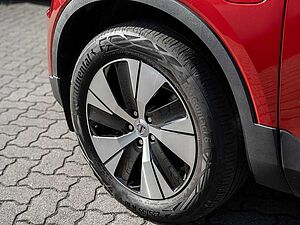 Volvo  T4 Recharge R Design Expression