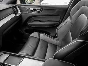 Volvo  T6 AWD R Design
