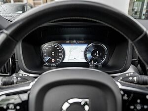 Volvo  T6 AWD R Design