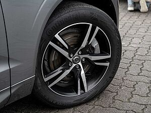 Volvo  T6 AWD R Design
