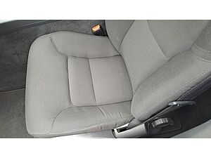 Volvo  B4 Momentum Pro