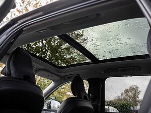 Volvo T8 AWD Plus Dark Panorama, AHK
