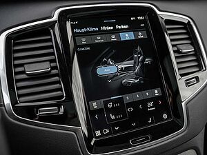 Volvo T8 AWD Plus Dark Panorama, AHK