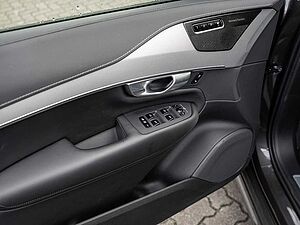 Volvo T8 AWD Plus Dark Panorama, AHK