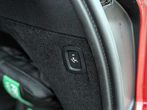 Volvo T8 AWD Plus Dark Panorama, AHK