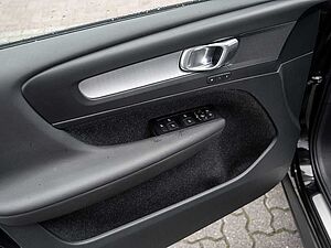 Volvo  T5 Recharge R Design Expression ACC, AHK