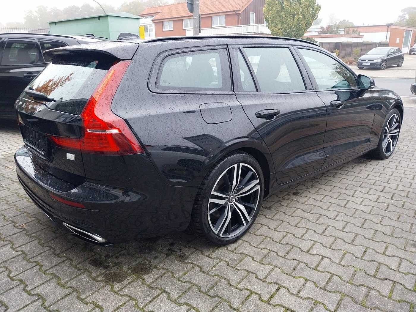 Volvo  T6 R Design Recharge Plug-In Hybrid AWD