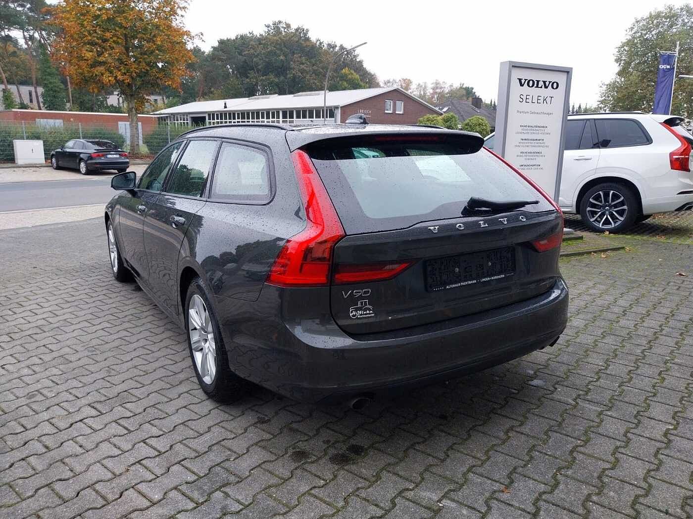 Volvo  Kombi D4 LED Navi, AHK