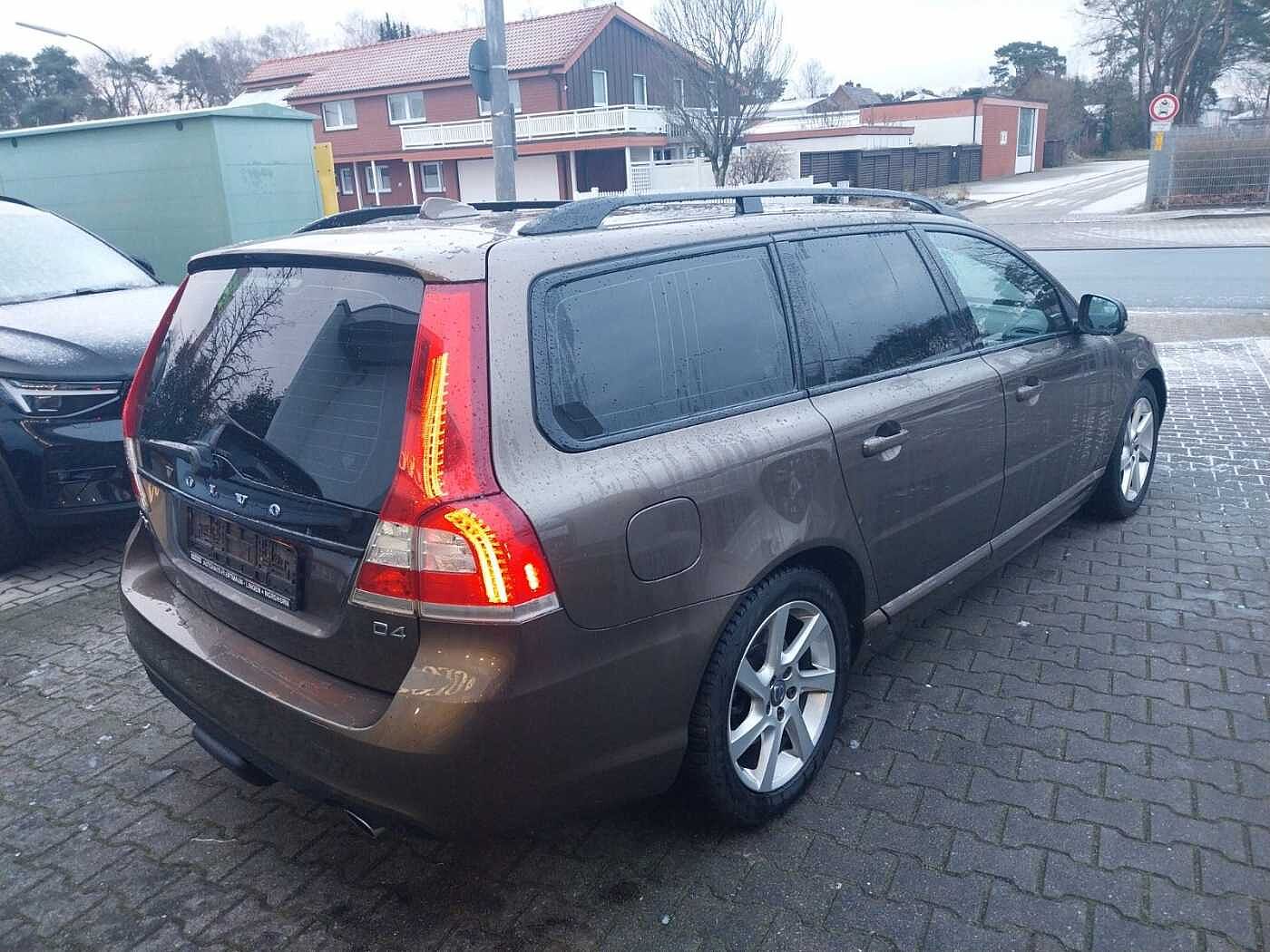 Volvo  Kombi Linje Svart