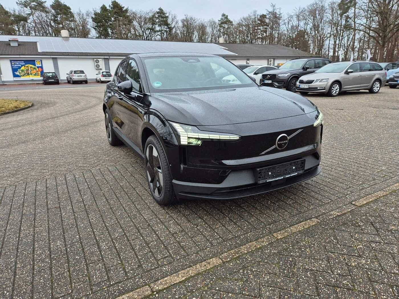 Volvo  Ultra 2WD Pure Electric Extended Range