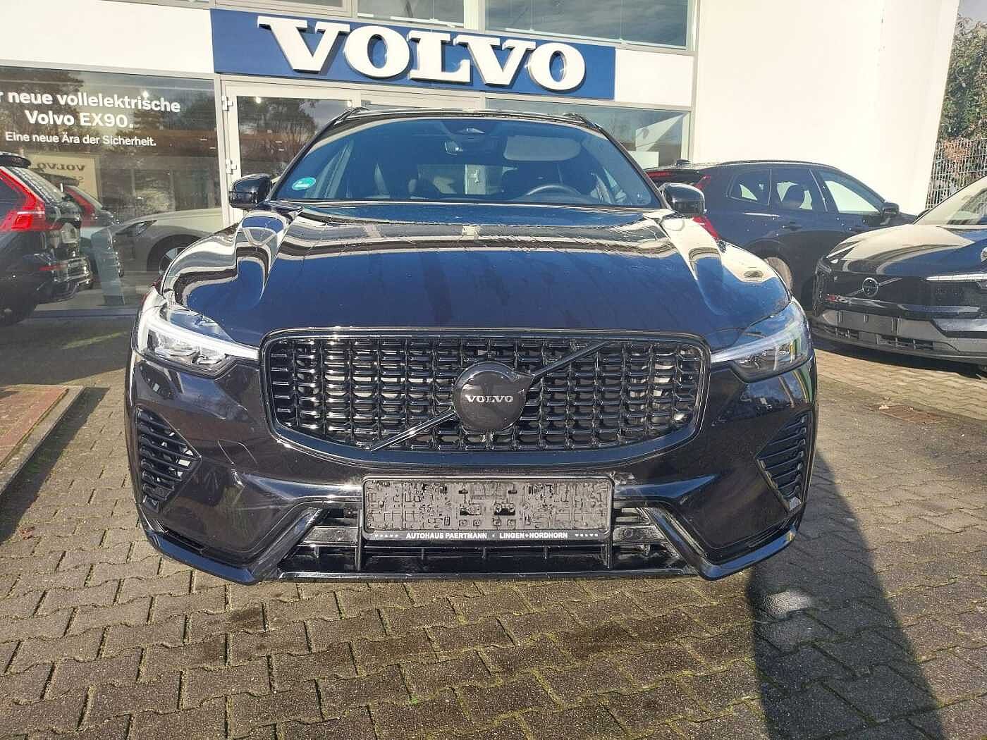 Volvo  Plus Black Edition Recharge Plug-In Hybrid