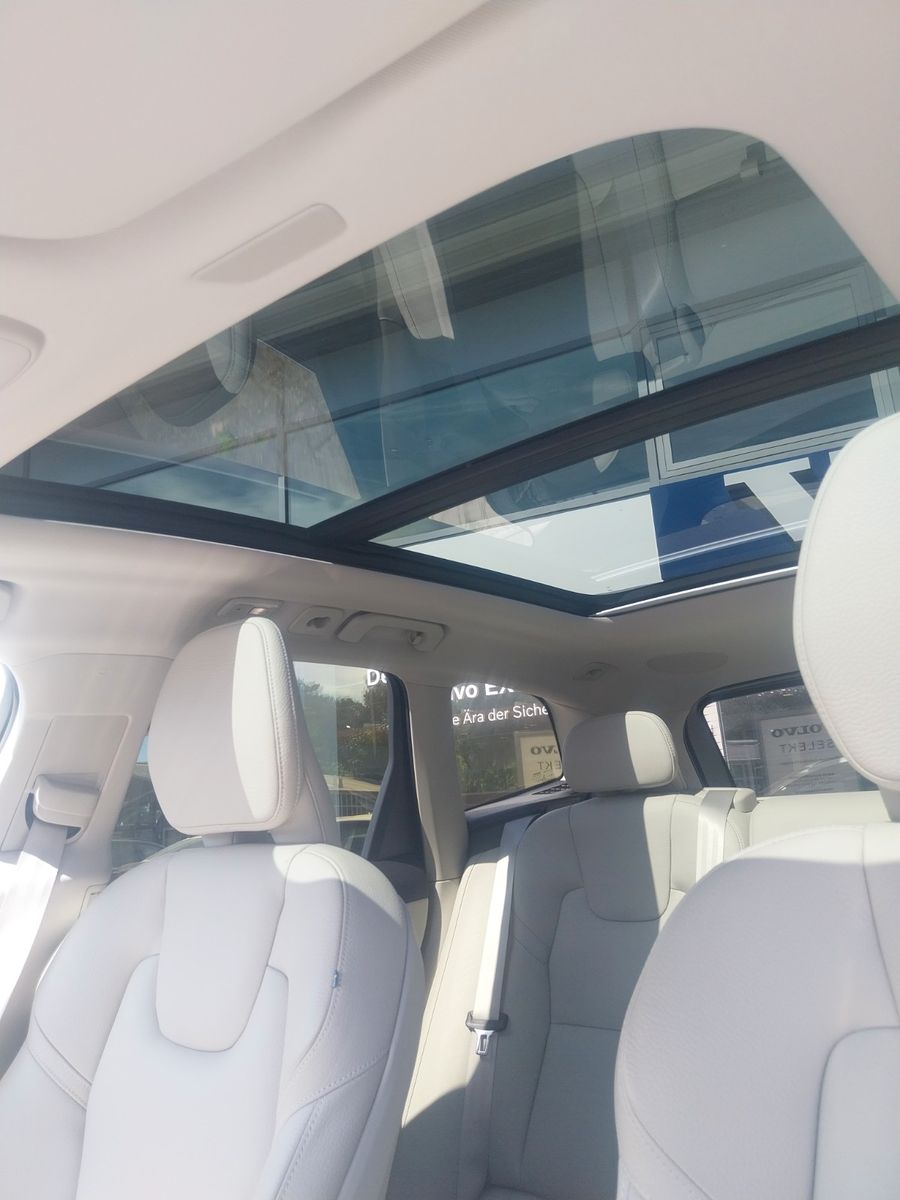 Volvo  B4 Inscription Panoramadach, ACC,
