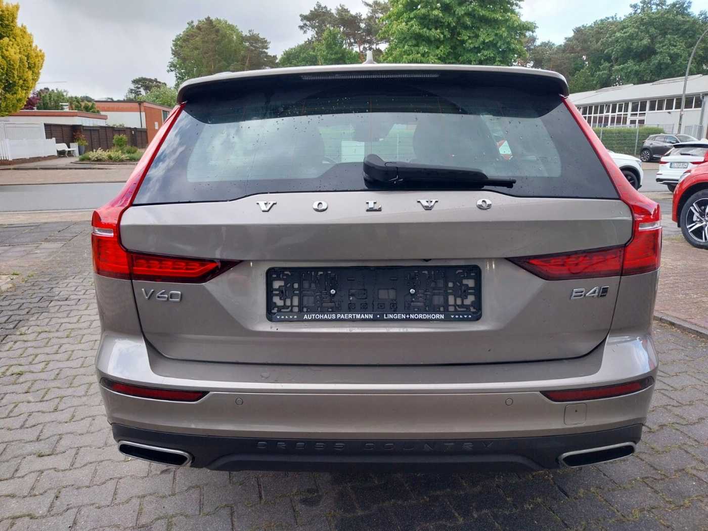 Volvo  B4 D AWD Pro Auto