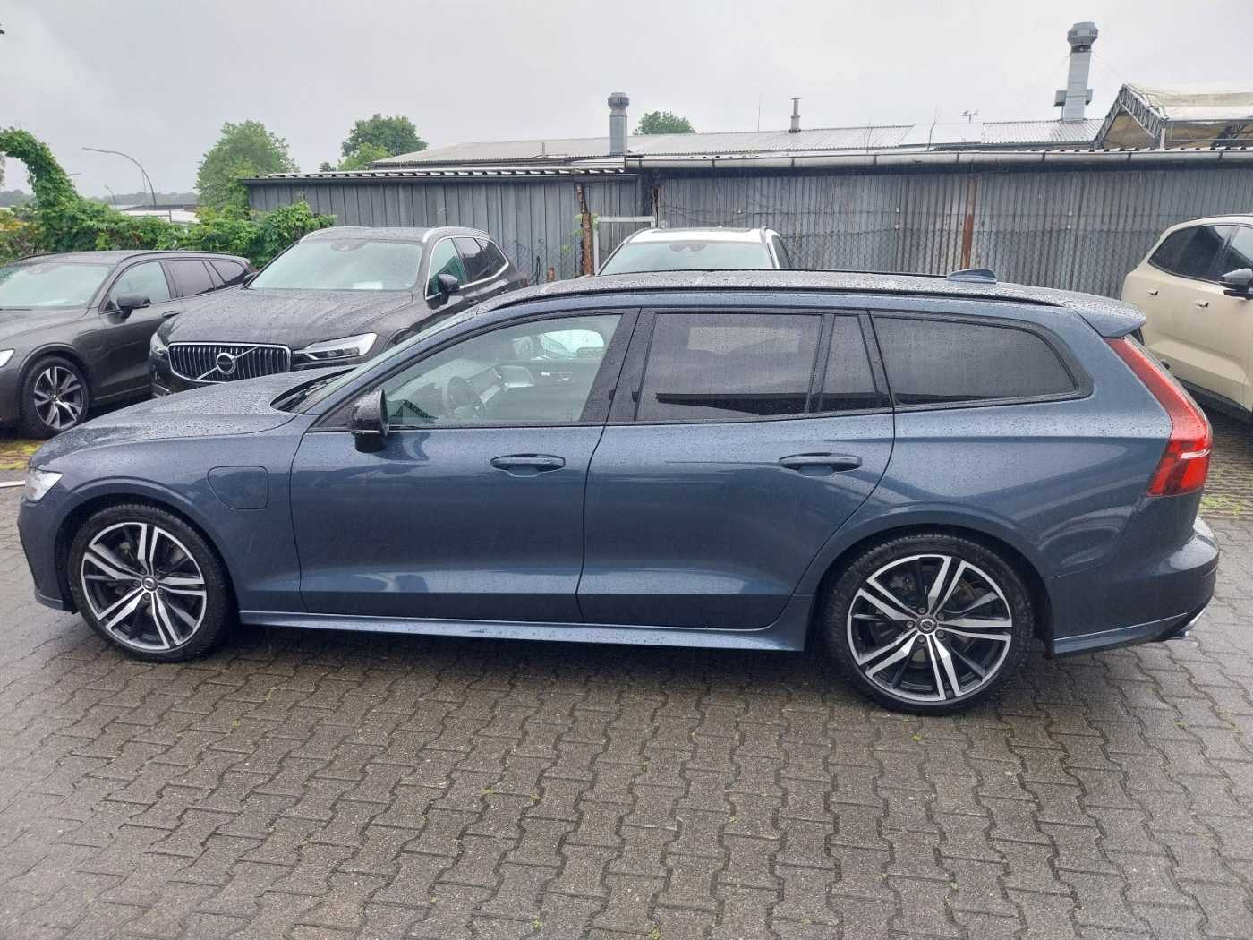 Volvo  Kombi R Design Recharge Plug-In Hybrid AWD