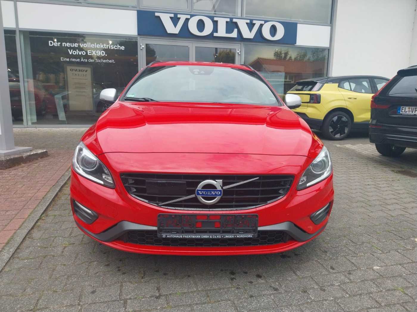 Volvo  D4 Kombi R-Design
