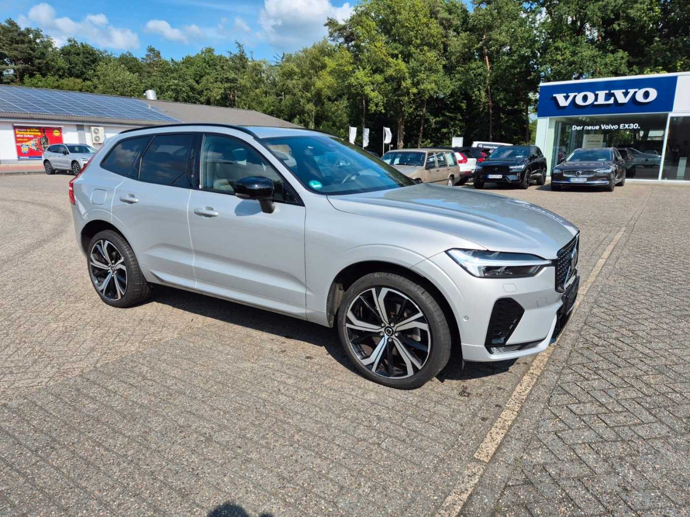 Volvo  R-Design AWD B5 Diesel