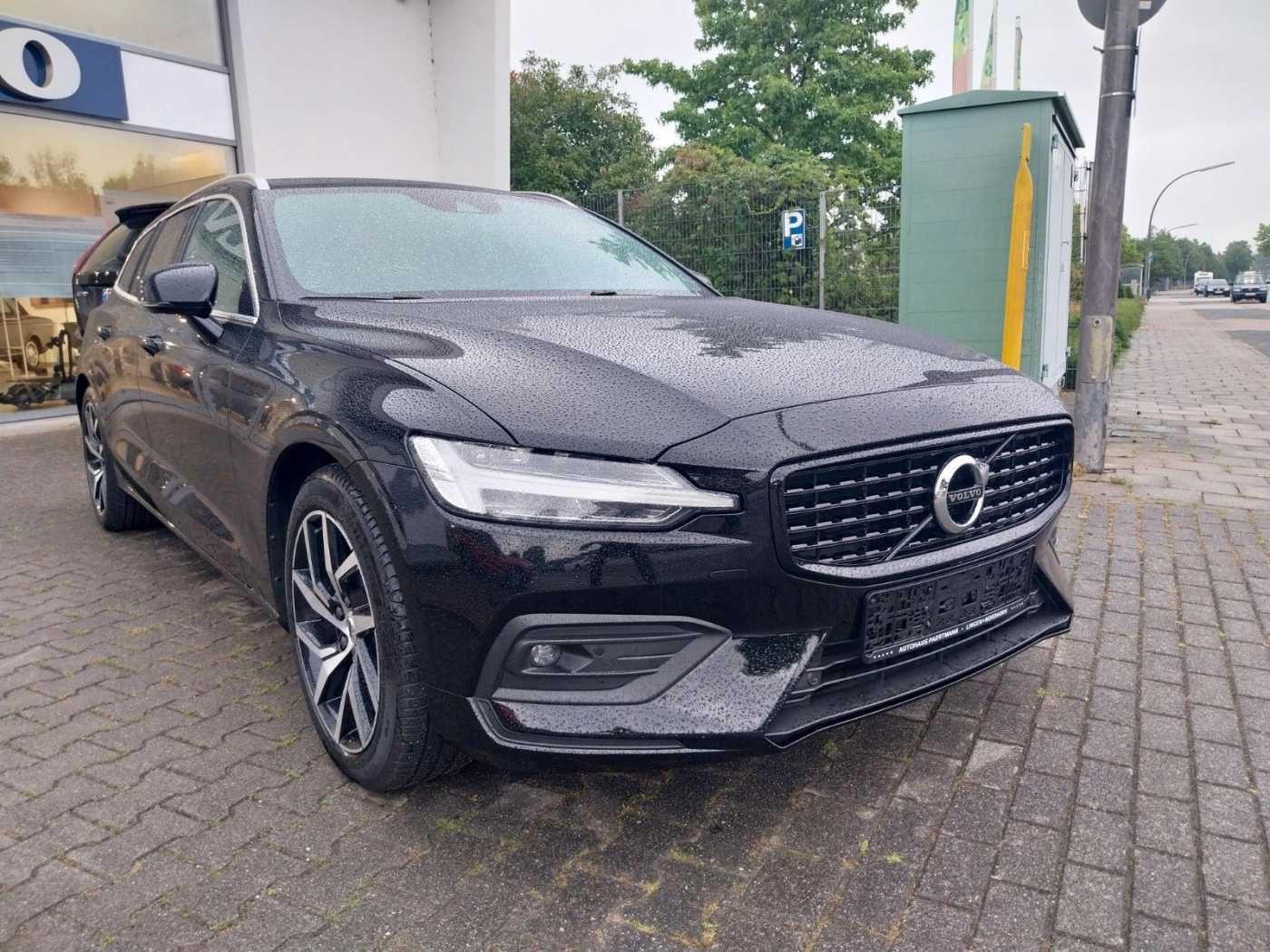 Volvo  D3 Kombi Momentum Pro Abstandstempomat