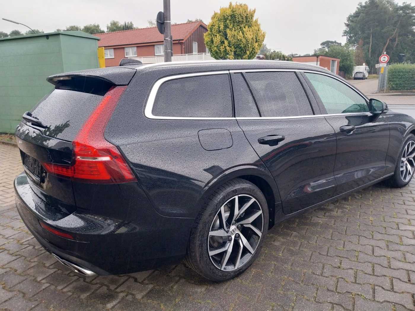 Volvo  D3 Kombi Momentum Pro Abstandstempomat