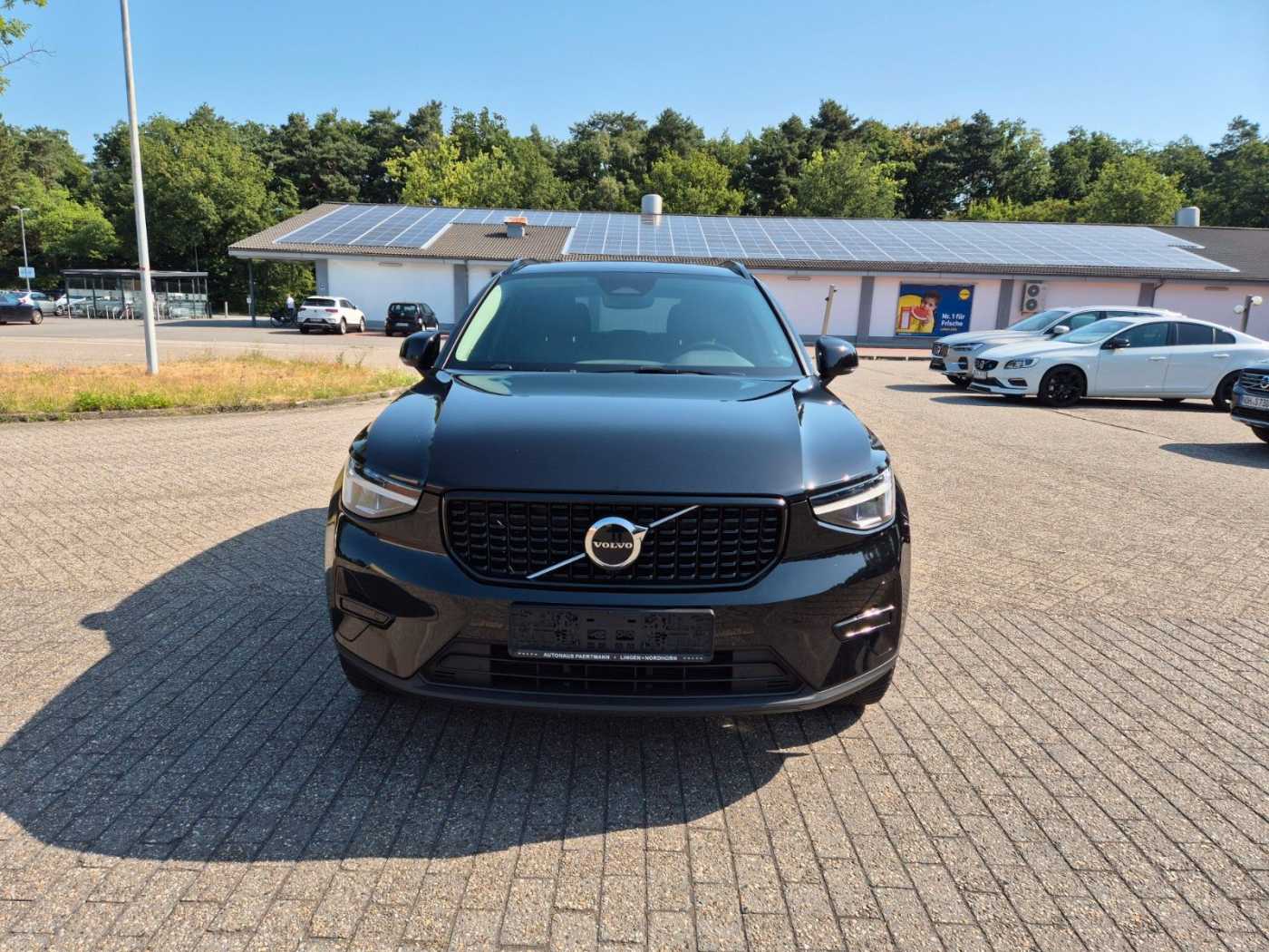 Volvo  Plus Dark 2WD B3