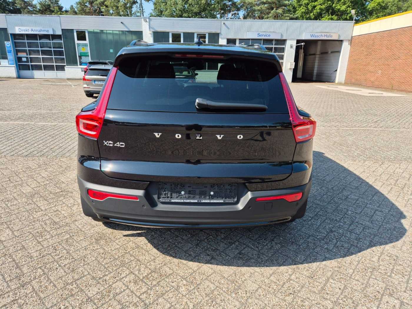 Volvo  Plus Dark 2WD B3