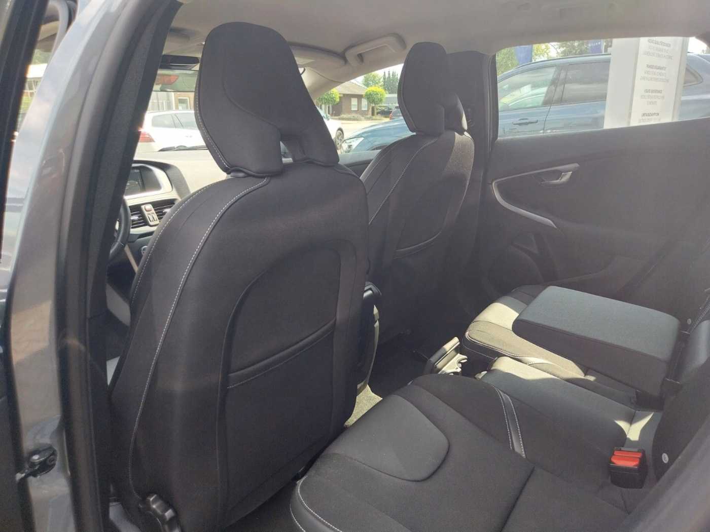 Volvo  Momentum Automatik