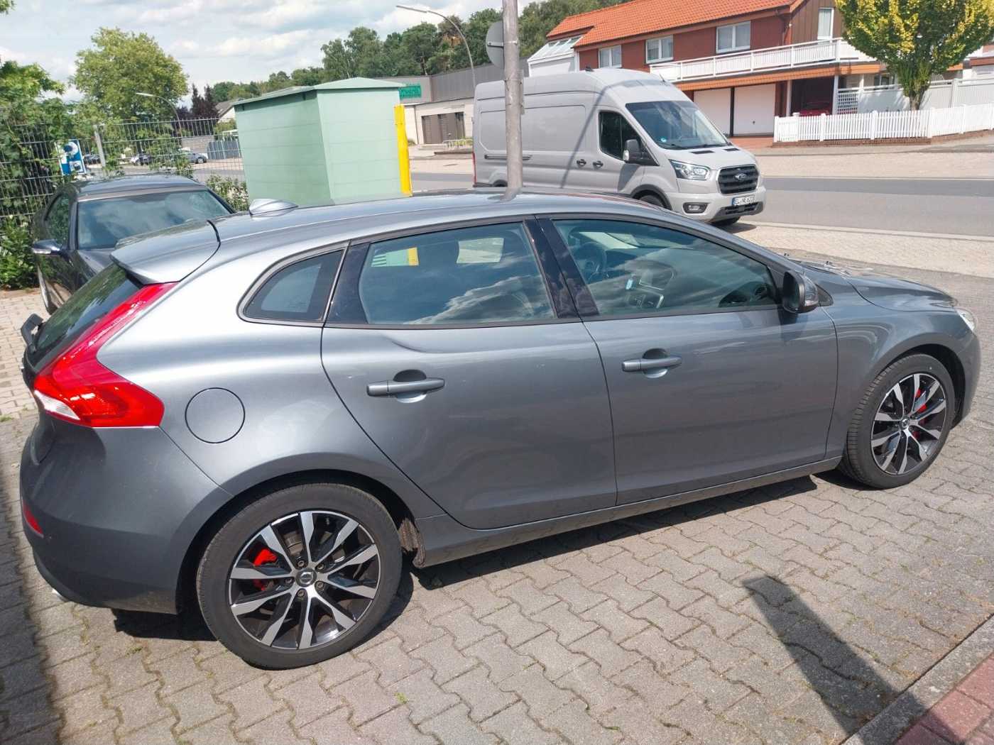Volvo  Momentum Automatik