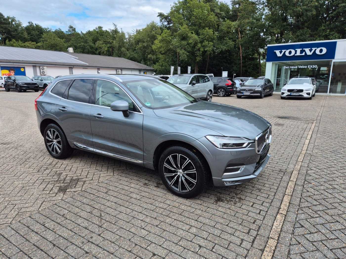 Volvo  Inscription AWD