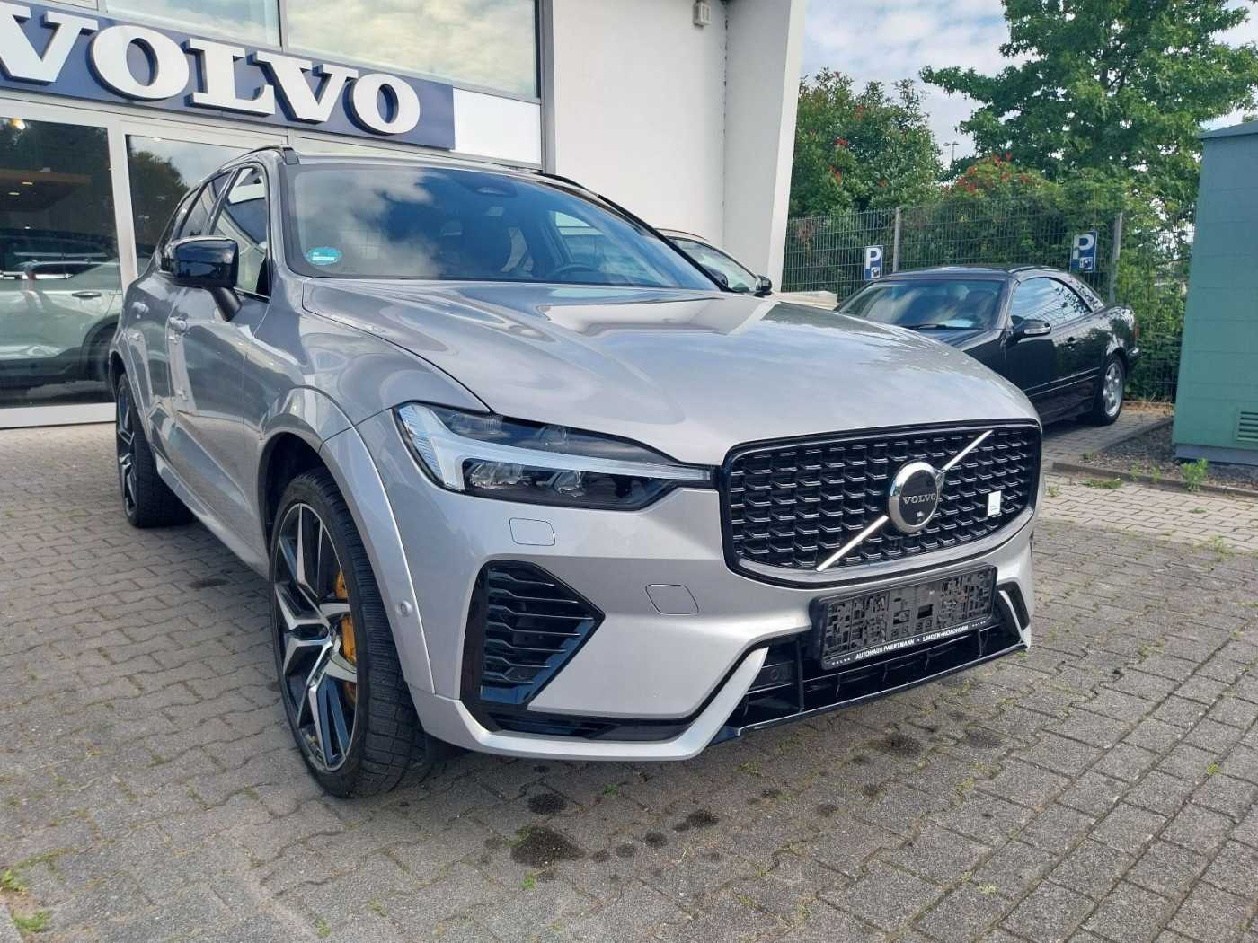 Volvo  Polestar Engineered Recharge Plug-In Hybrid