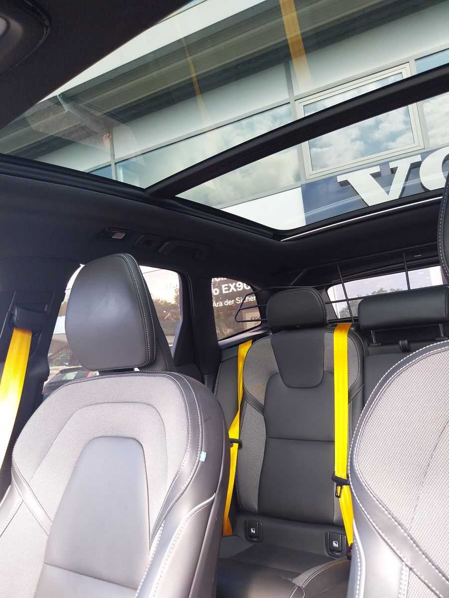 Volvo  Polestar Engineered Recharge Plug-In Hybrid