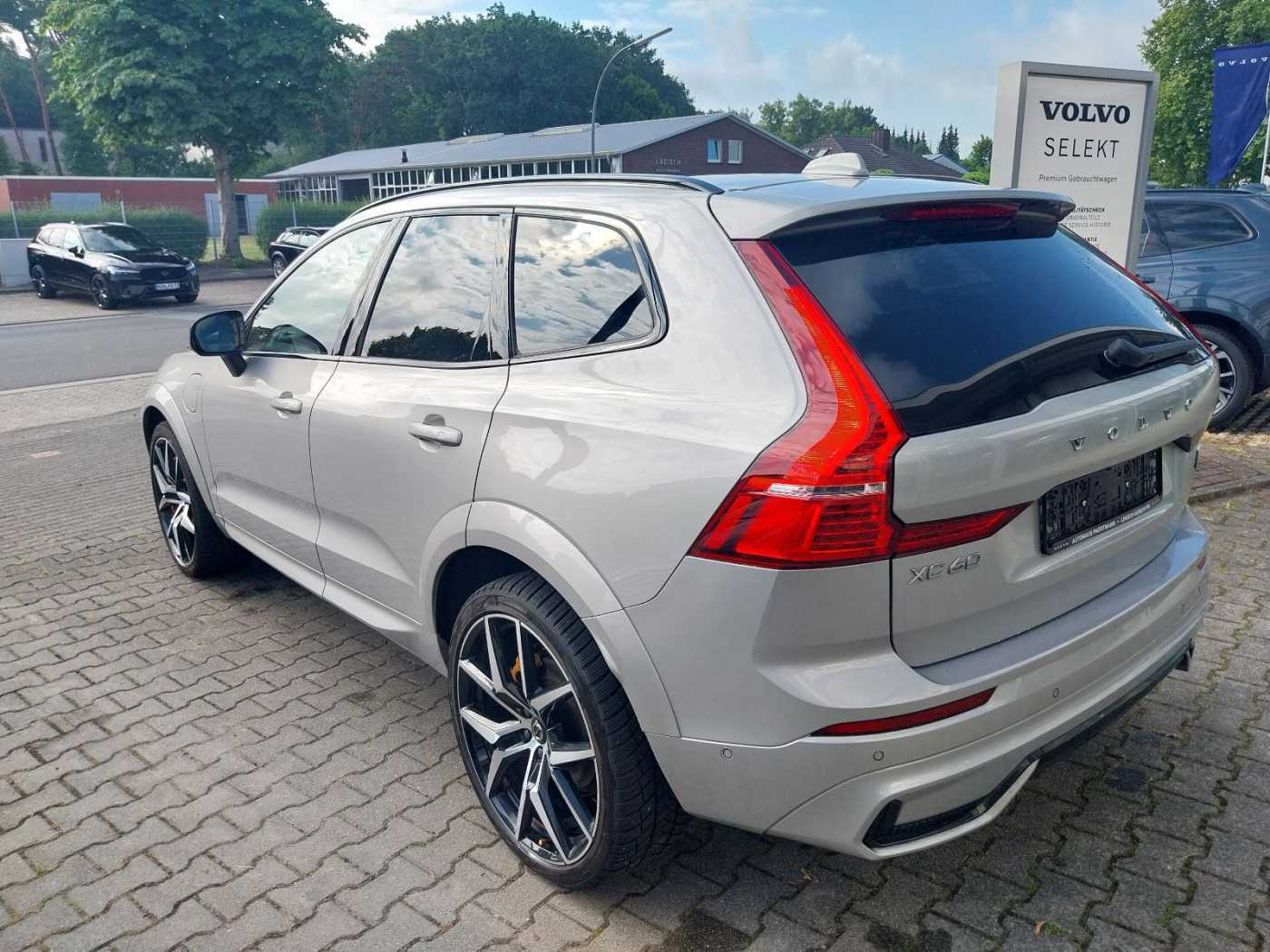 Volvo  Polestar Engineered Recharge Plug-In Hybrid