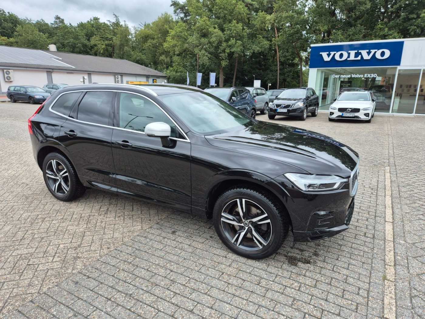Volvo  R Design 2WD T4