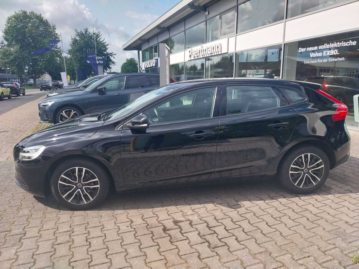 Volvo  Momentum